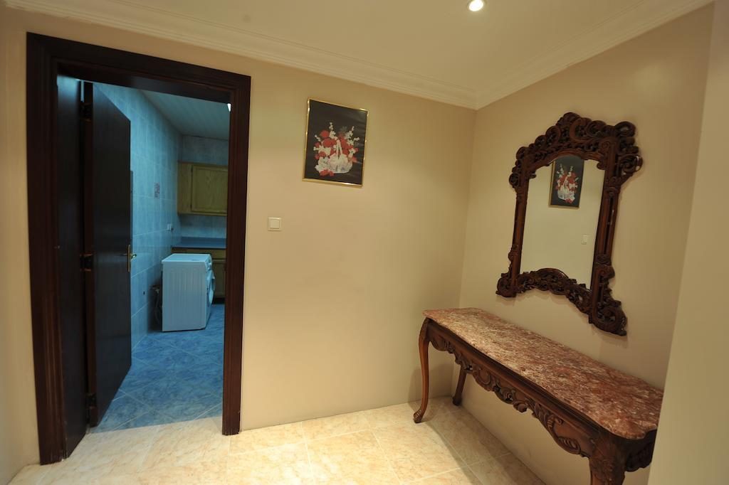 Janadriyah Suites 13 Nadinah Camera foto